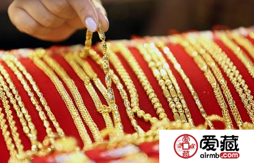 千足金首饰价格深度解析，金光闪耀，选购指南！