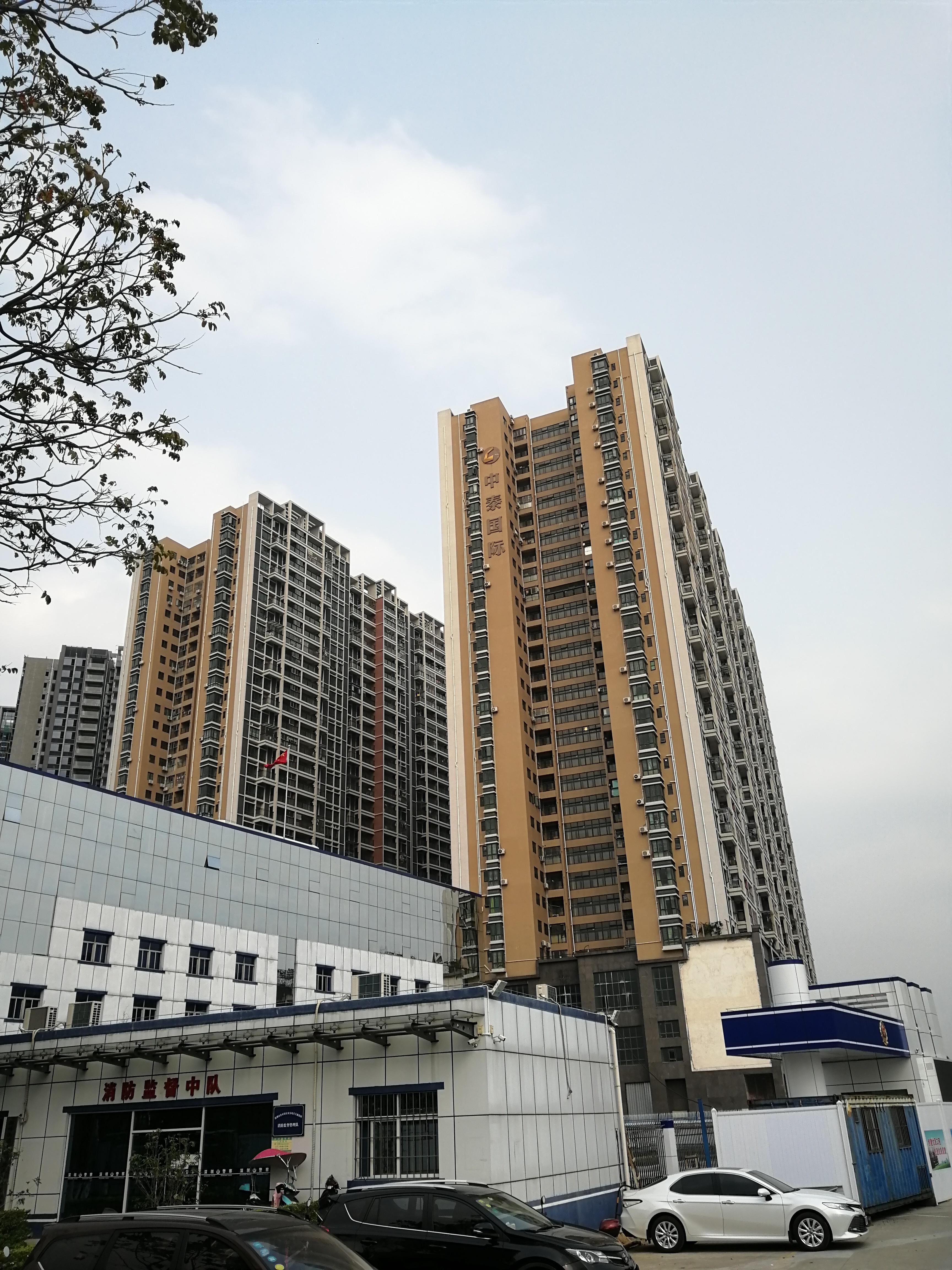 深圳最新小产权房，投资与居住的优选之选