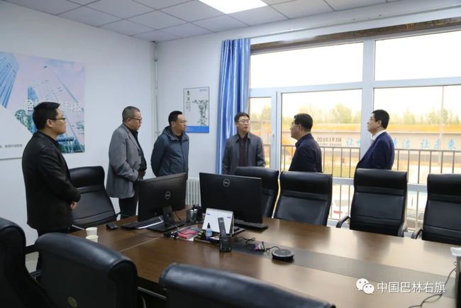 最新科技新闻与家庭小趣事的交融报道